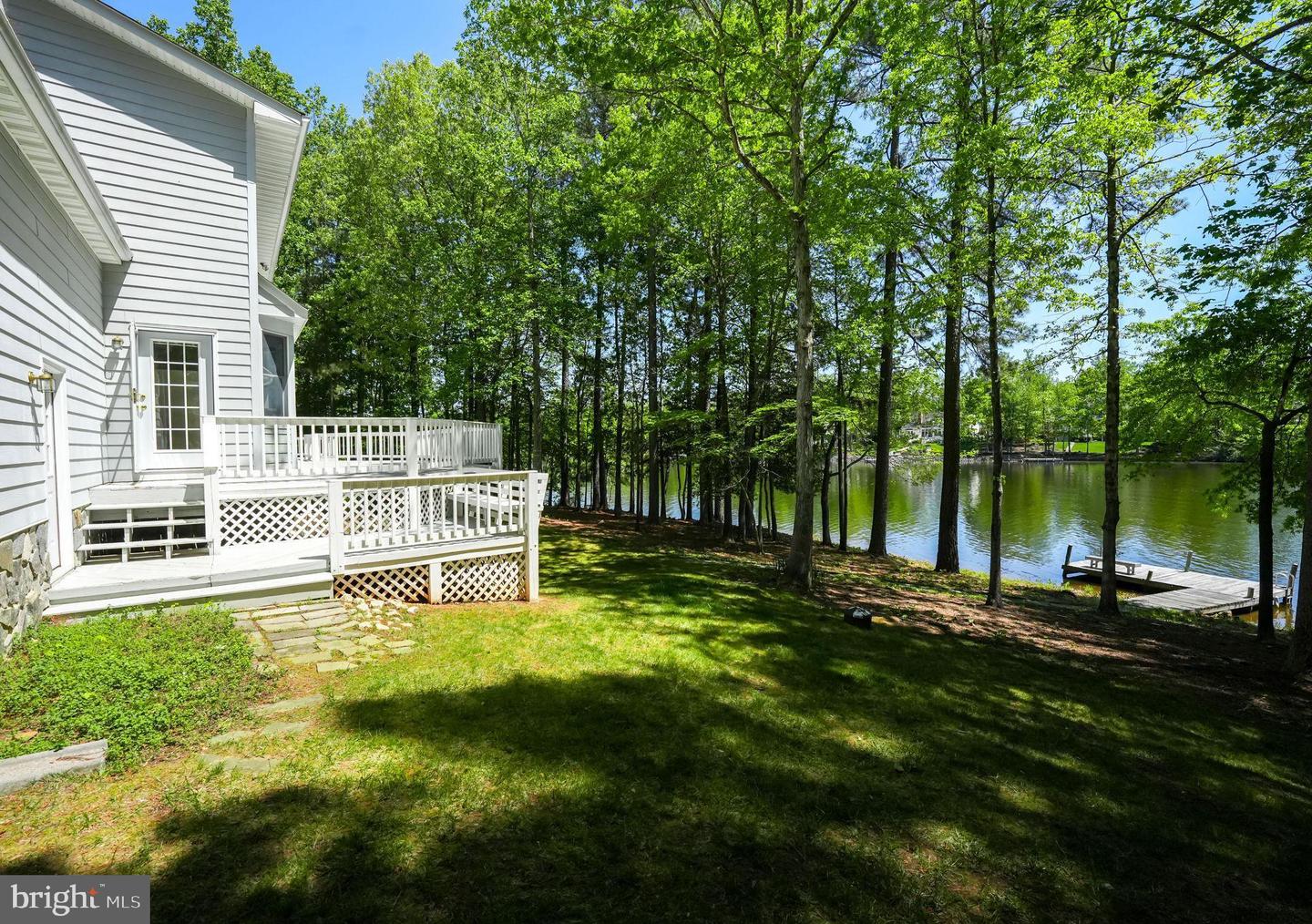11217 Field Cir Property Photo 14