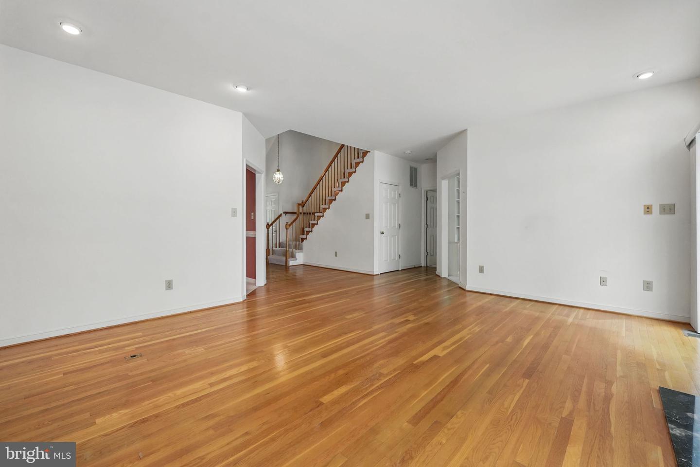 11217 Field Cir Property Photo 21