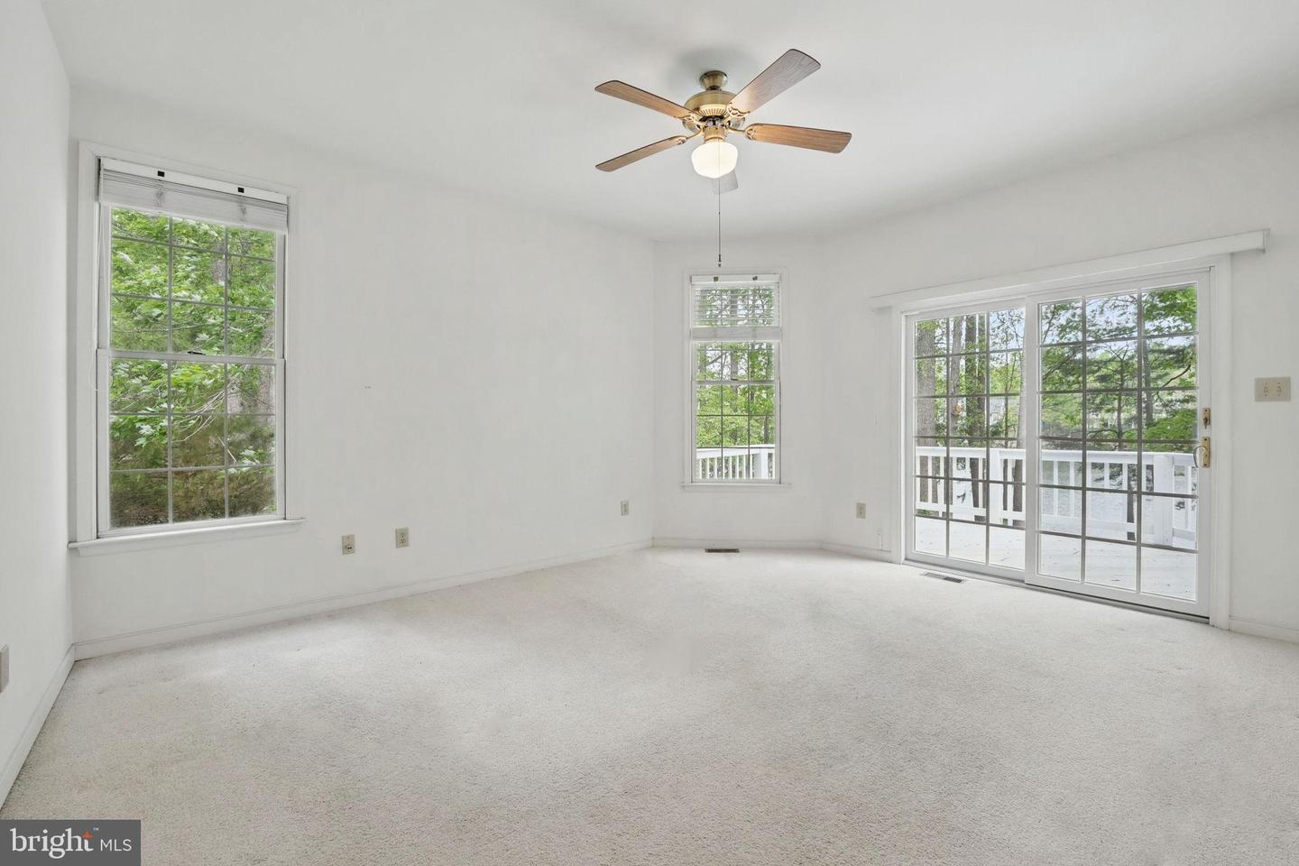 11217 Field Cir Property Photo 31
