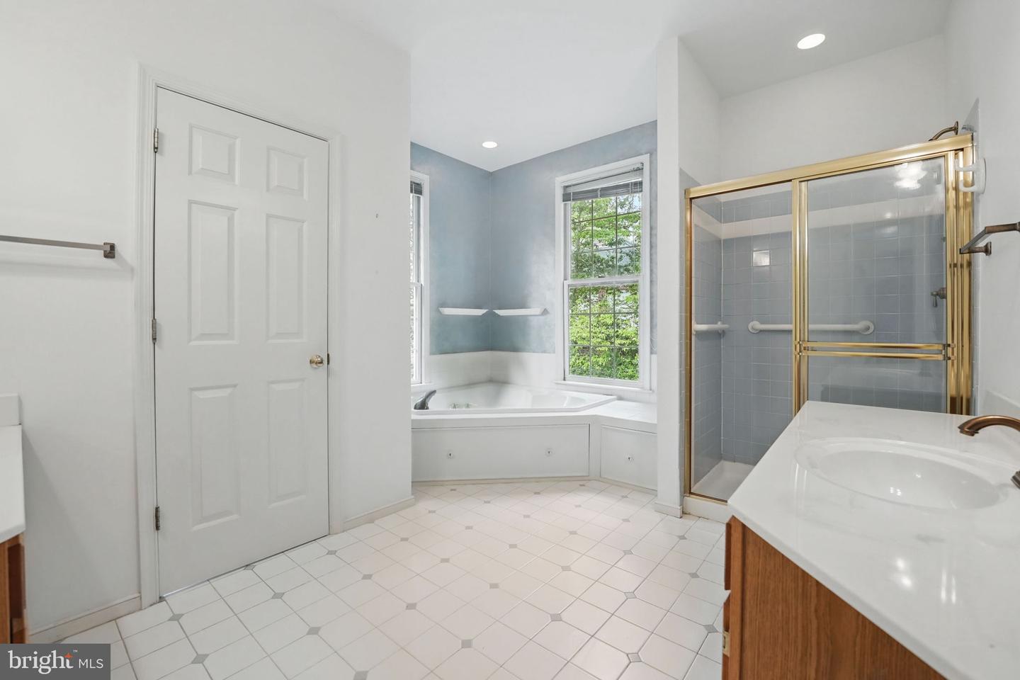 11217 Field Cir Property Photo 34