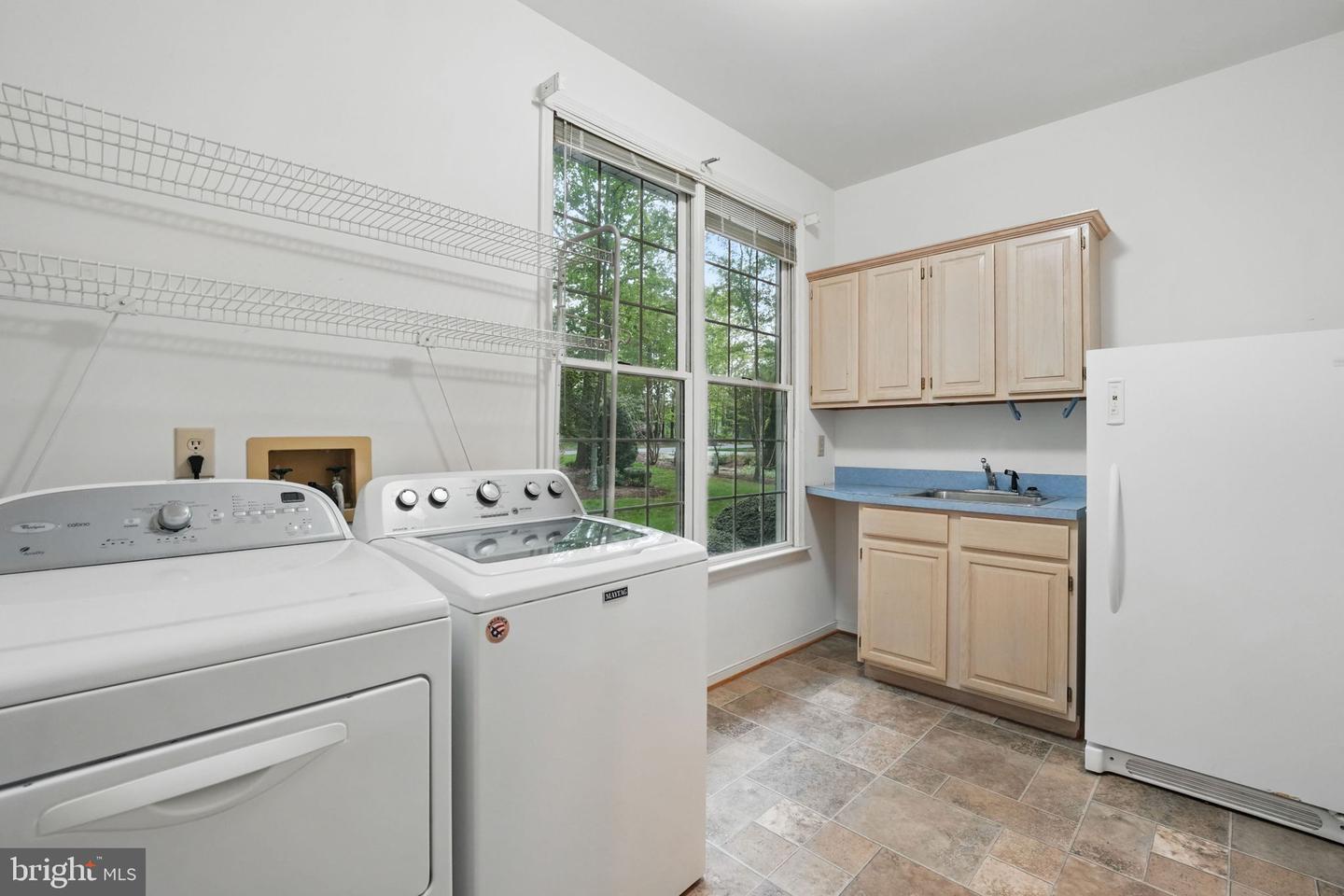 11217 Field Cir Property Photo 44