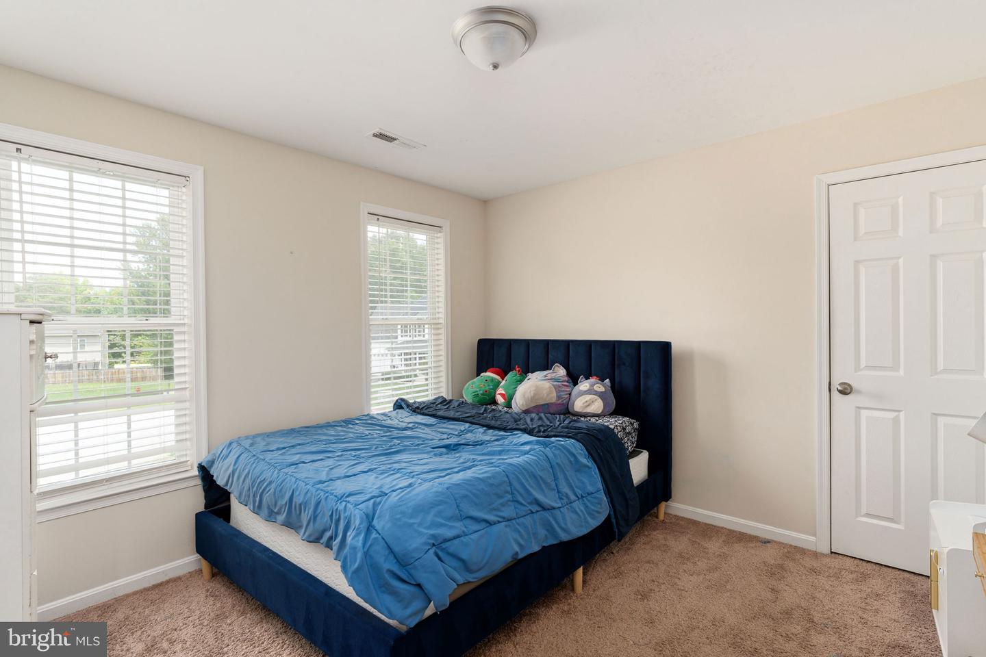 933 Churchill Dr Property Photo 29