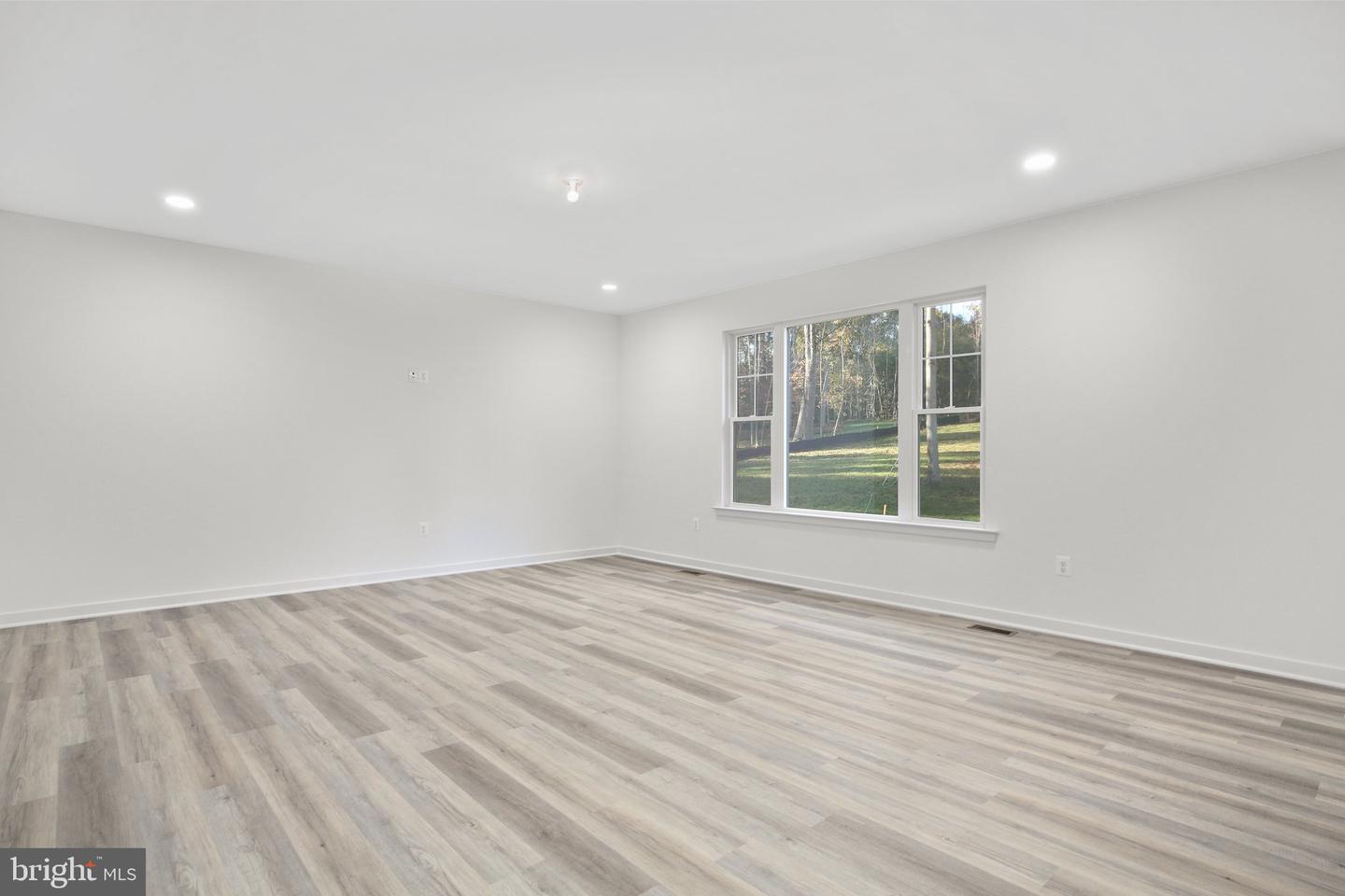 11002 Scotts View Ln Property Photo 17