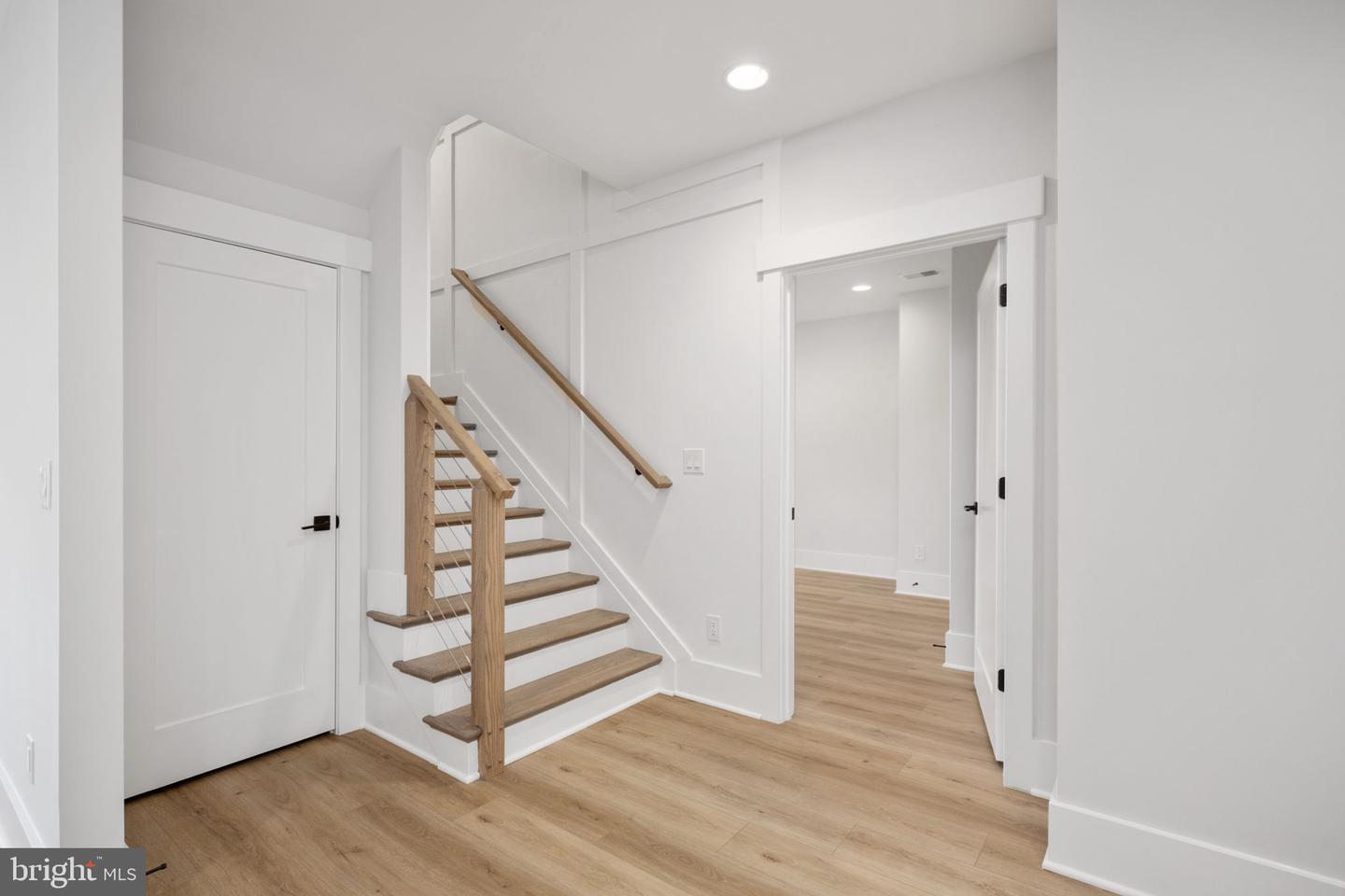 8639 Rosni Way Property Photo 12