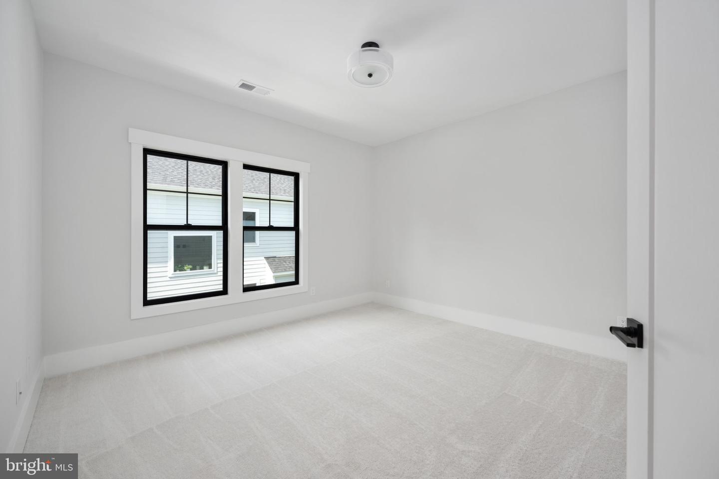 8639 Rosni Way Property Photo 53