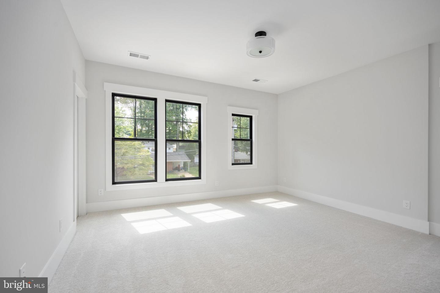 8639 Rosni Way Property Photo 56