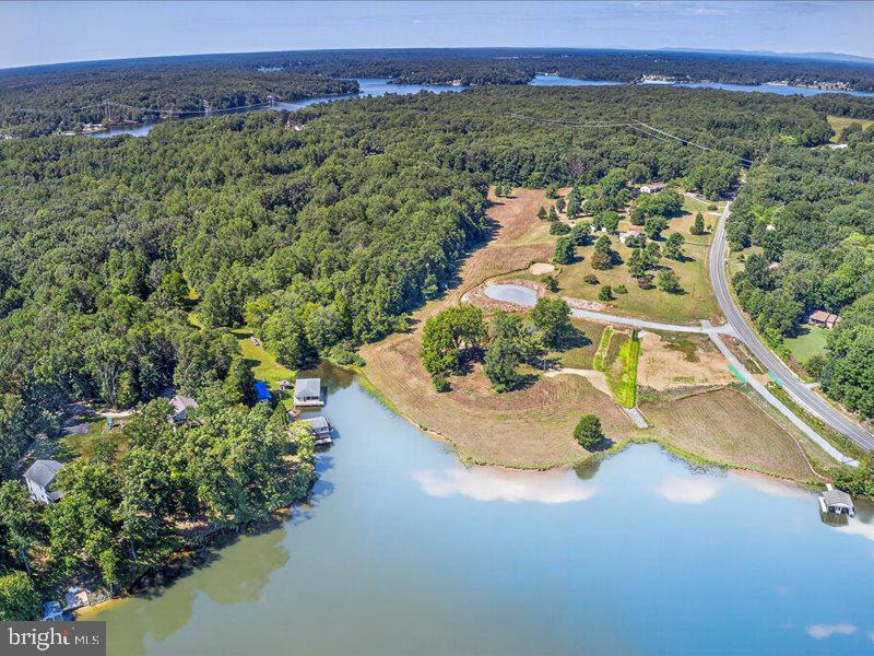 4719 Eagle Point Ct Property Photo 9