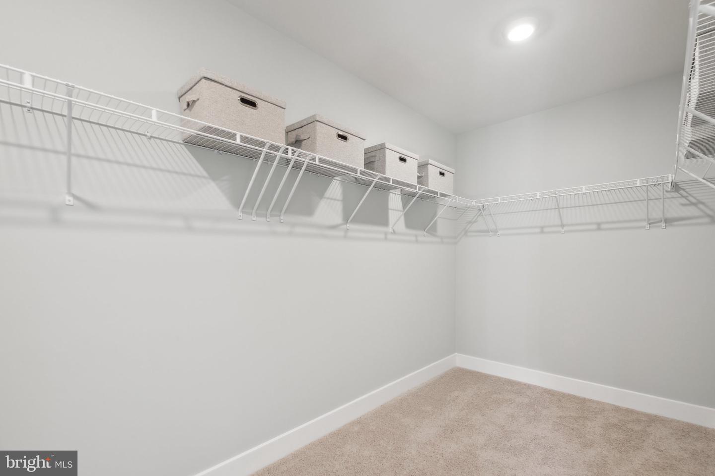 11403 Chalmers Ln Property Photo 42