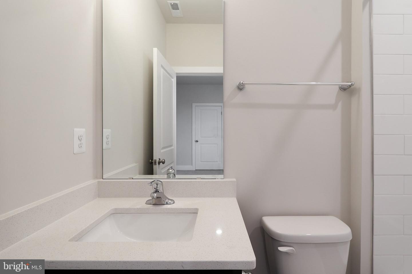 11505 Chalmers Ln Property Photo 35