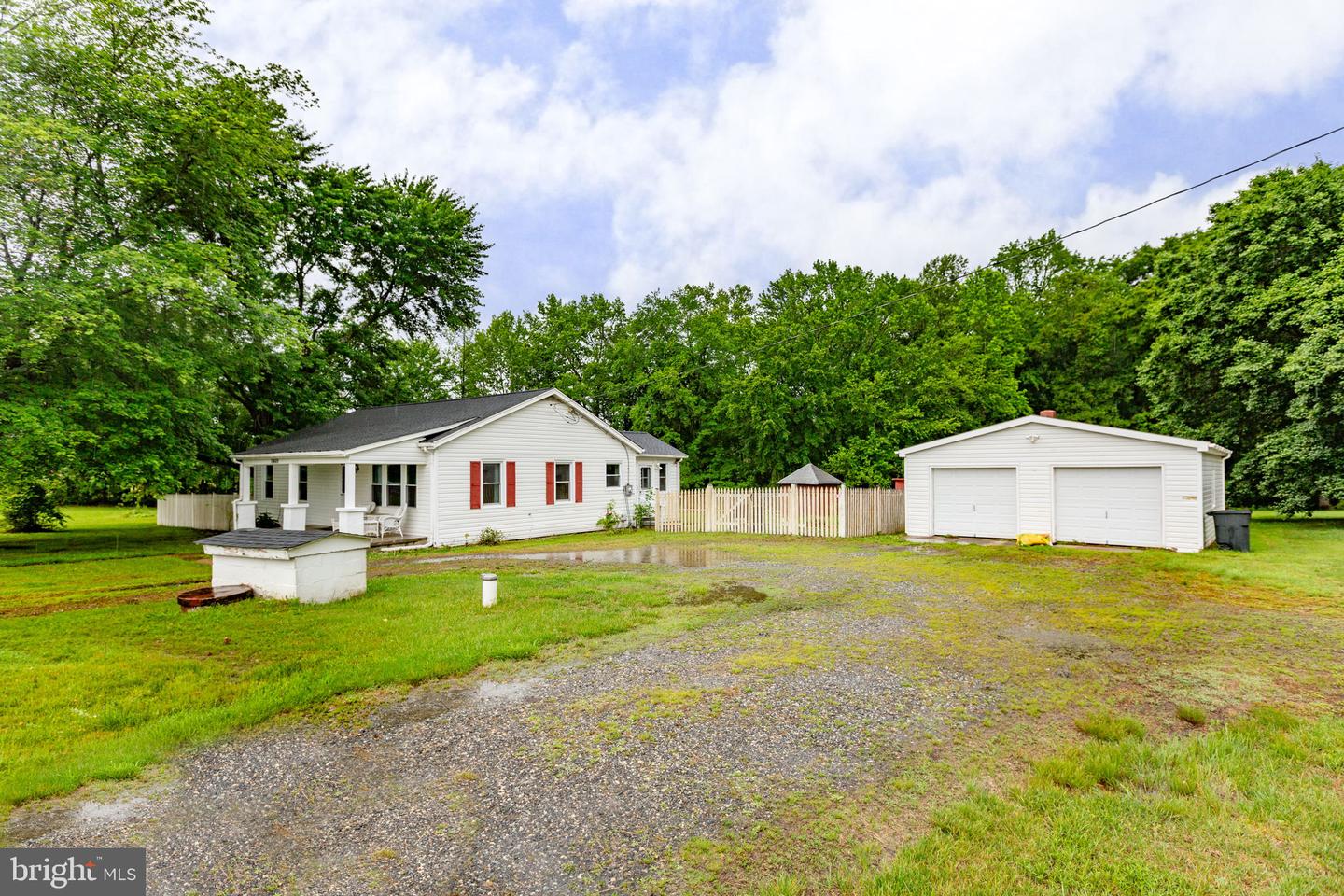 10669 Post Oak Rd Property Photo 5