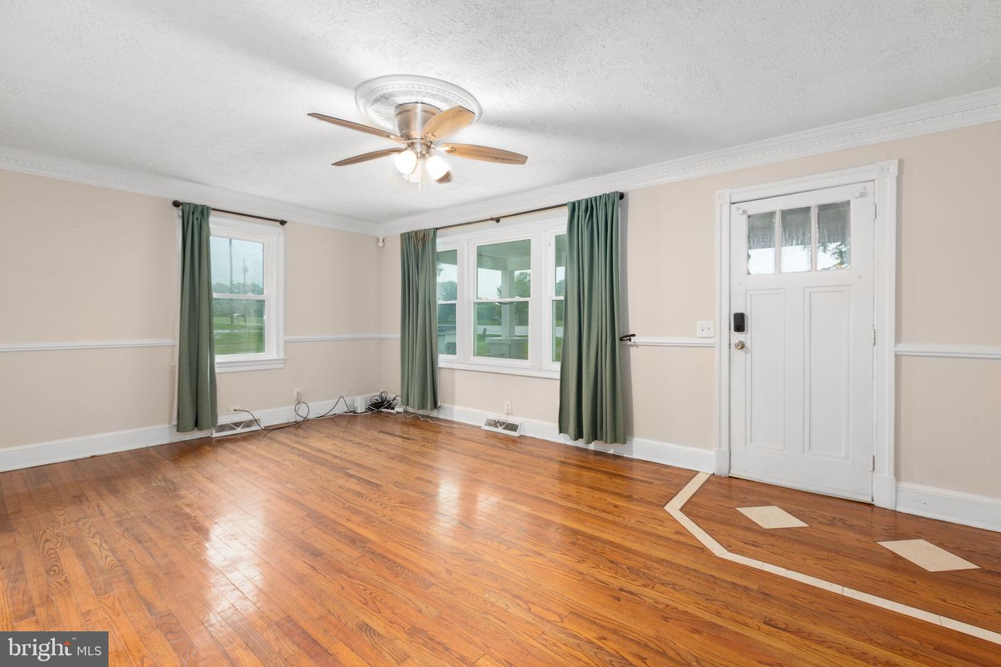10669 Post Oak Rd Property Photo 8