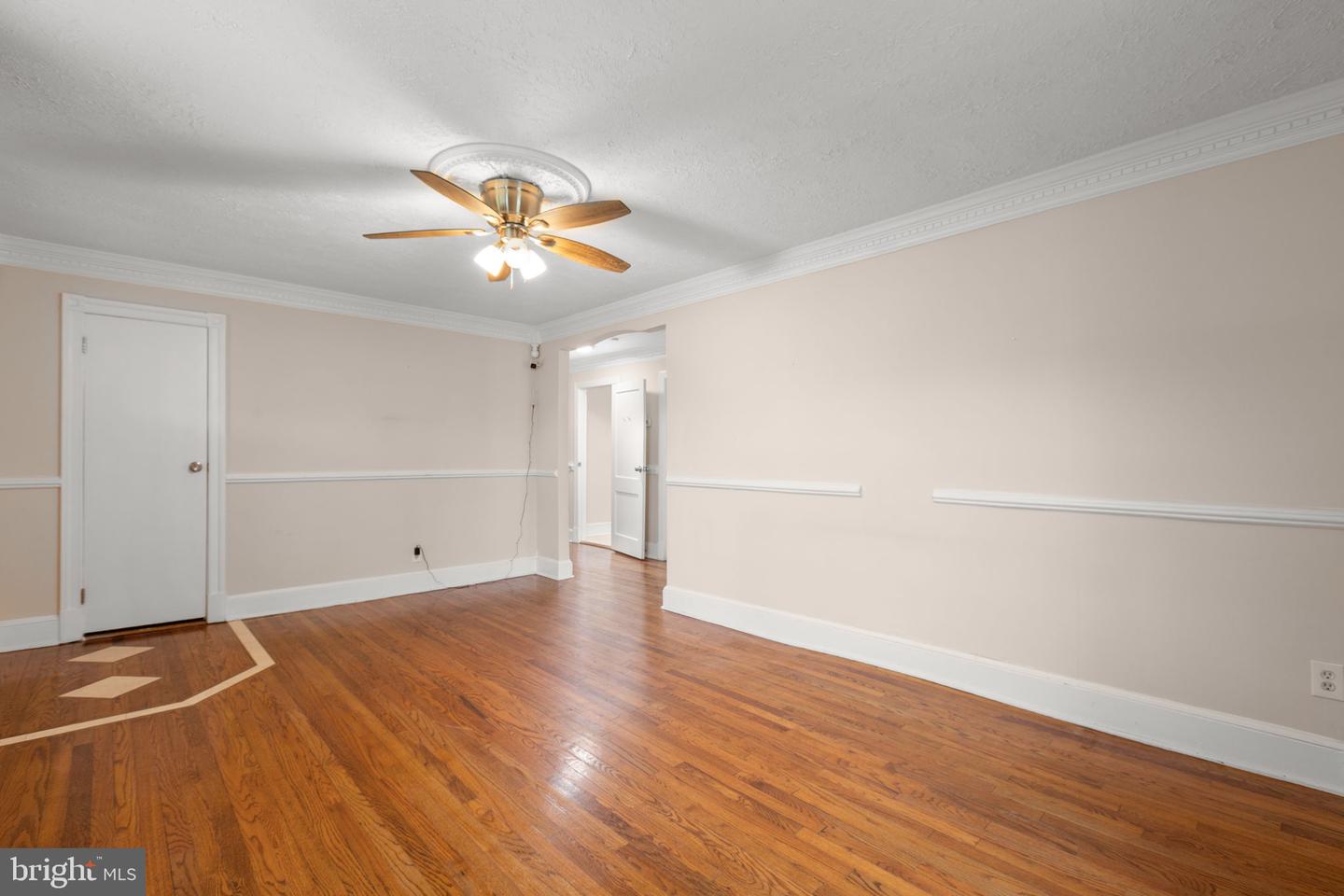10669 Post Oak Rd Property Photo 10