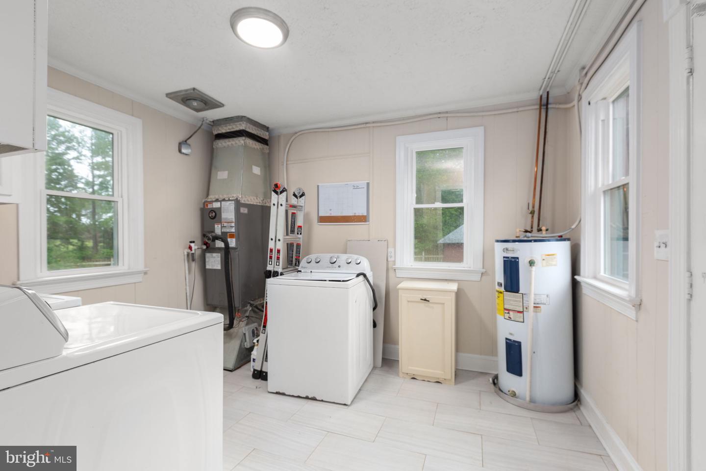 10669 Post Oak Rd Property Photo 14
