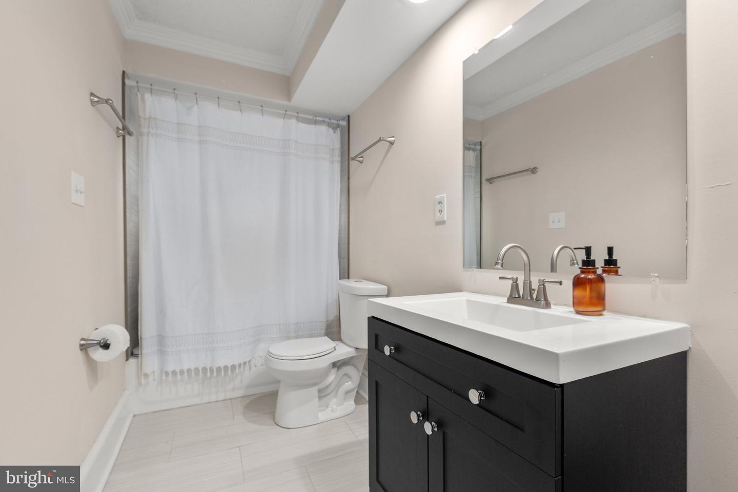 10669 Post Oak Rd Property Photo 19