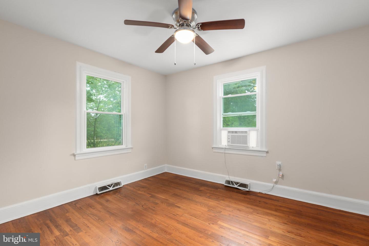 10669 Post Oak Rd Property Photo 20