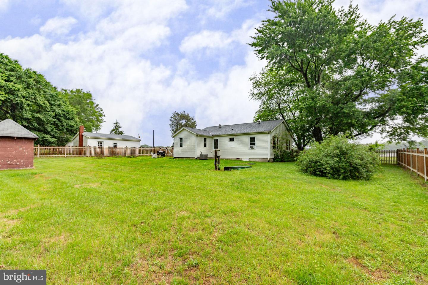 10669 Post Oak Rd Property Photo 27