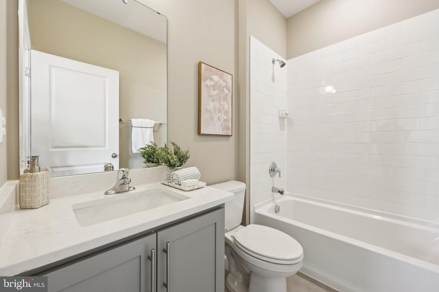 11503 Chalmers Ln Property Photo 31