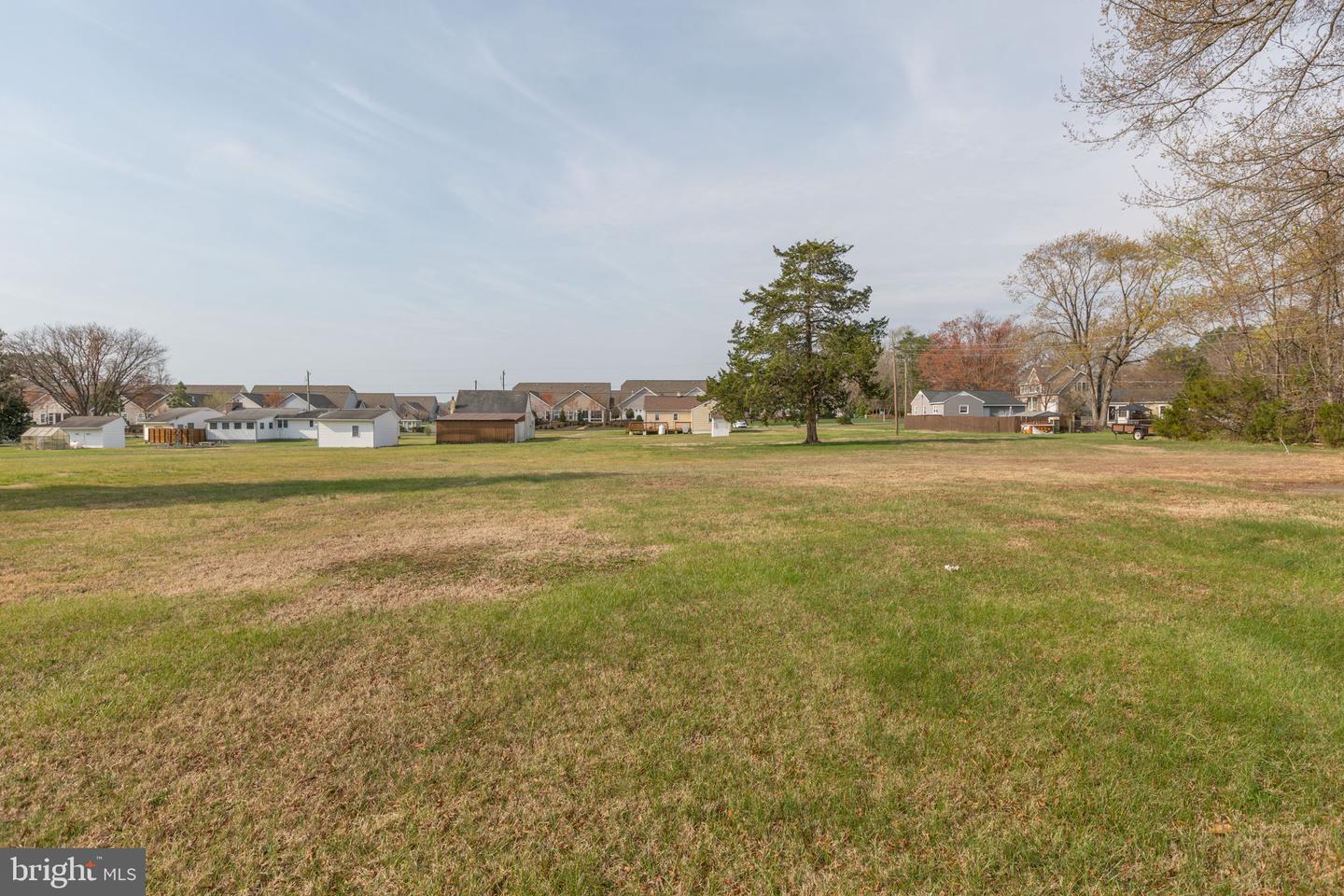 12425 Five Mile Rd Property Photo 6