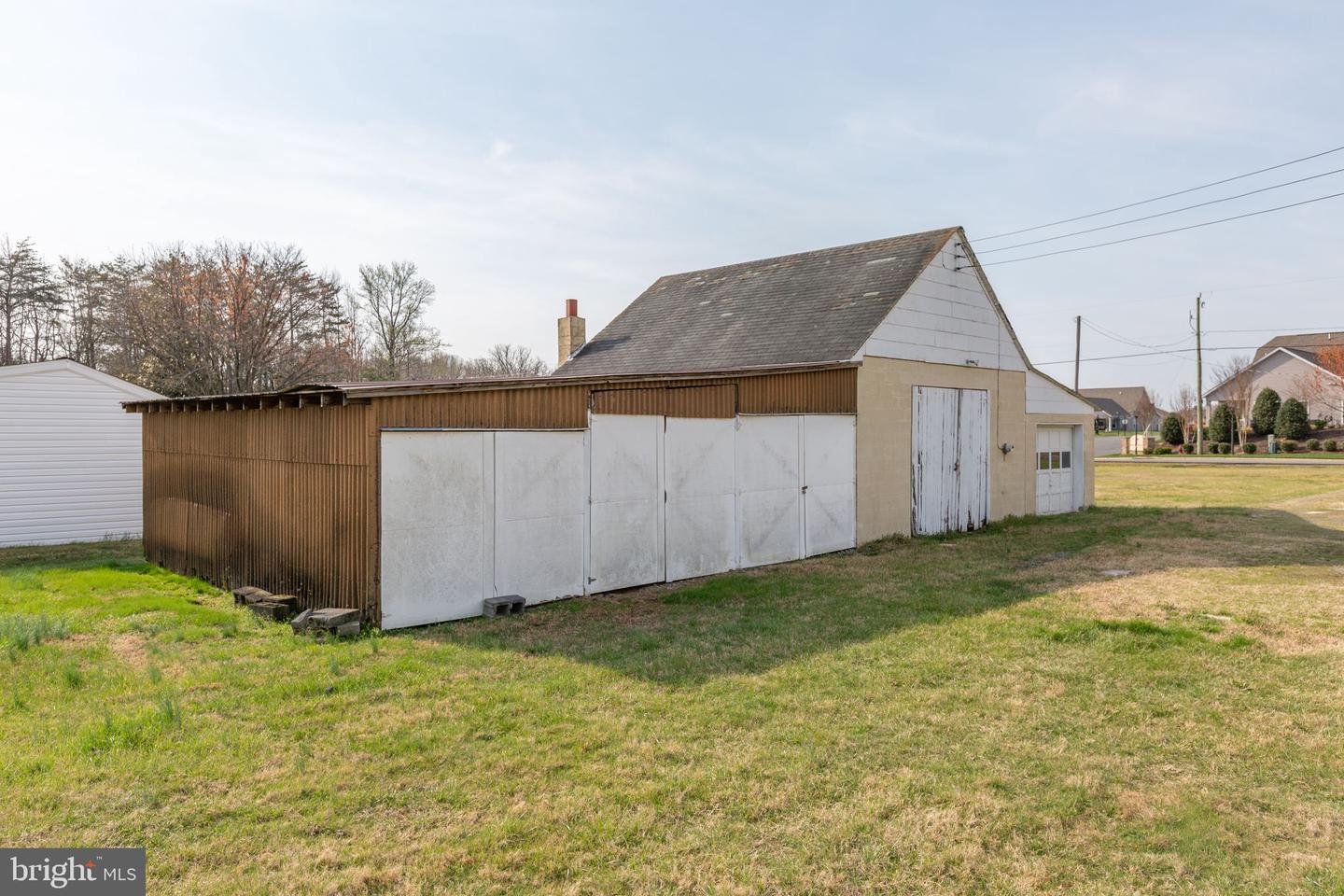 12425 Five Mile Rd Property Photo 8