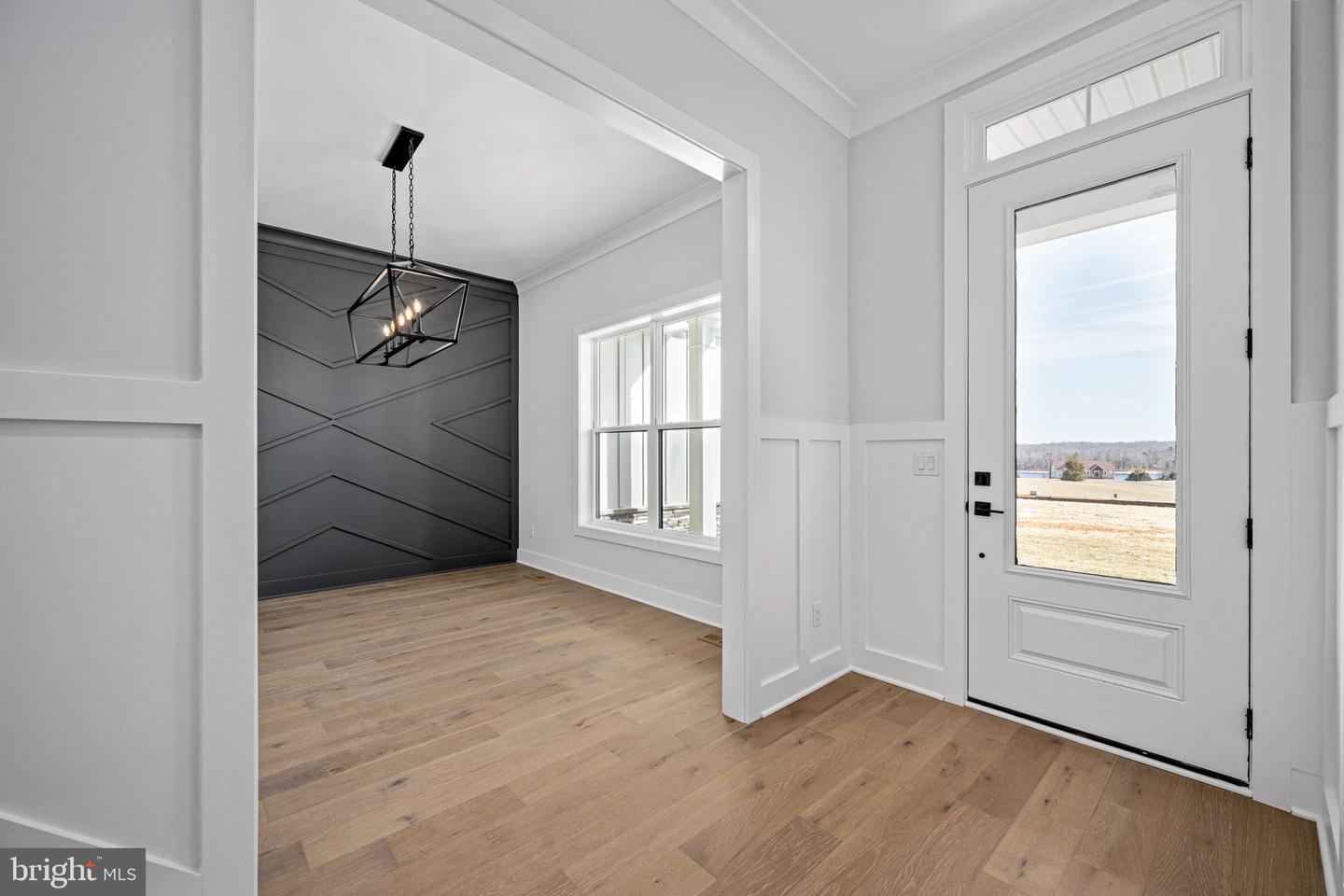 9435 Signature Way Property Photo 14