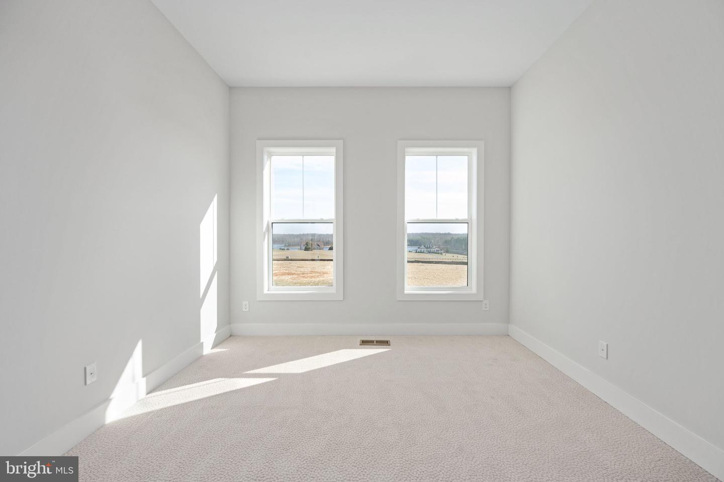 9435 Signature Way Property Photo 26