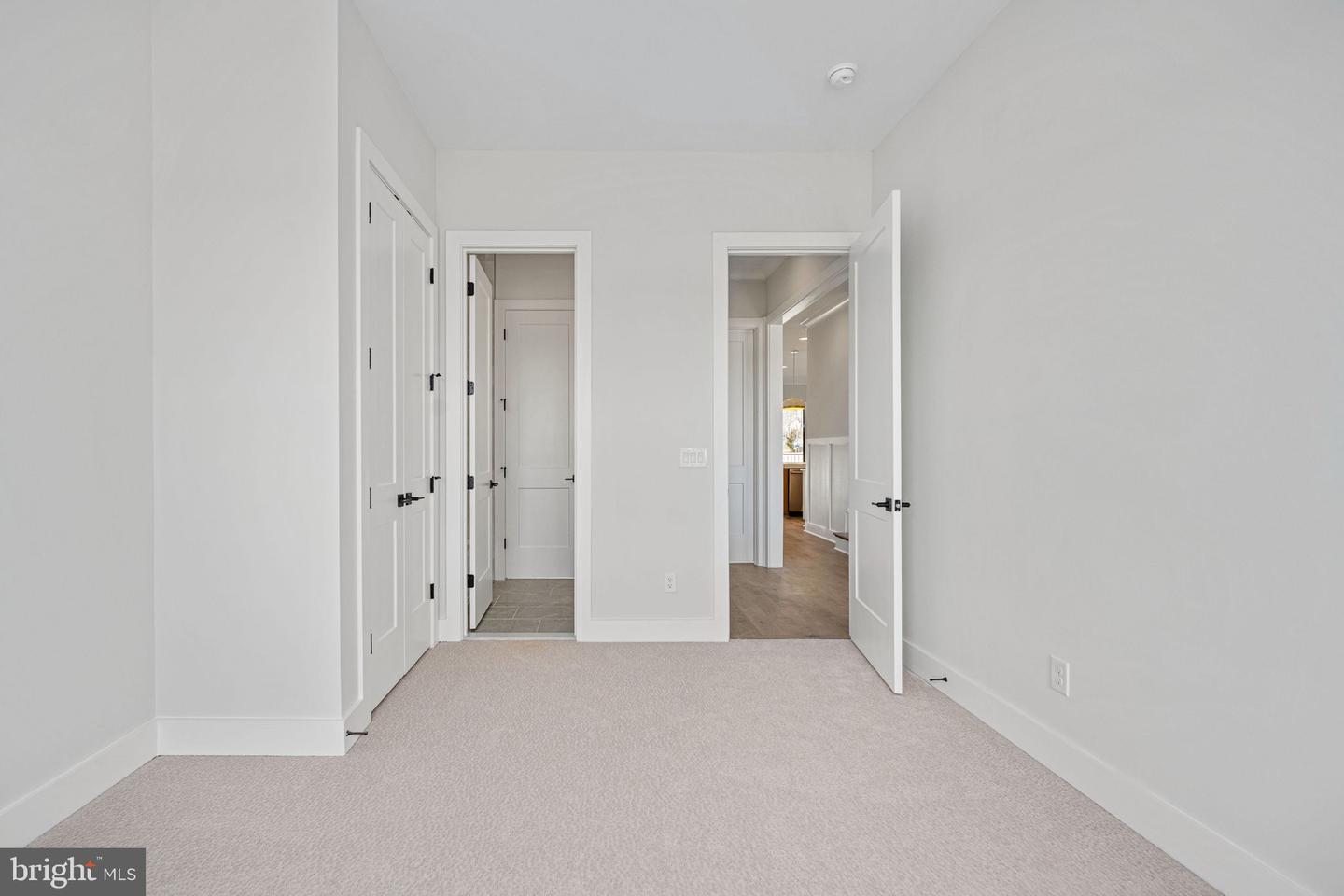 9435 Signature Way Property Photo 27