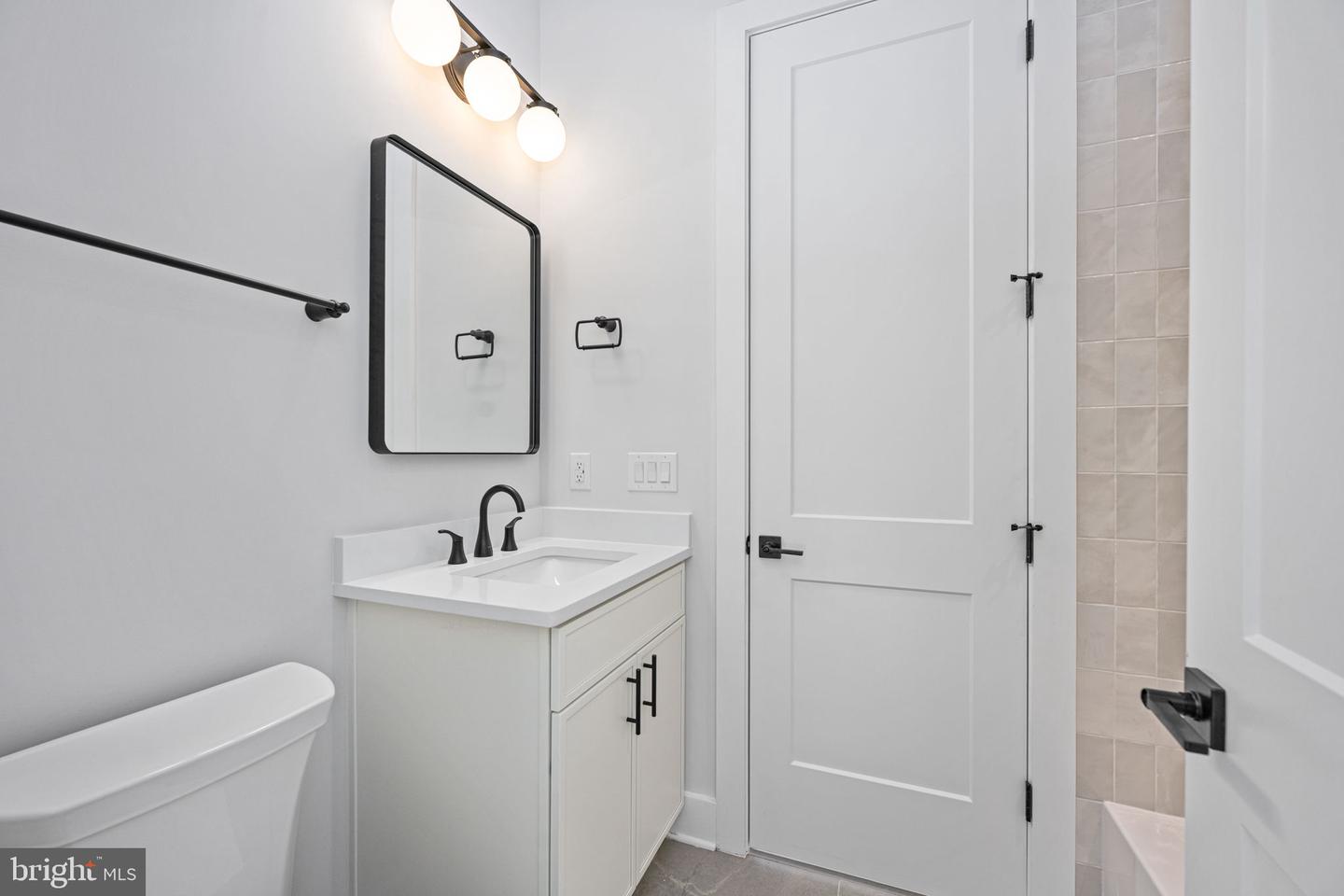 9435 Signature Way Property Photo 34