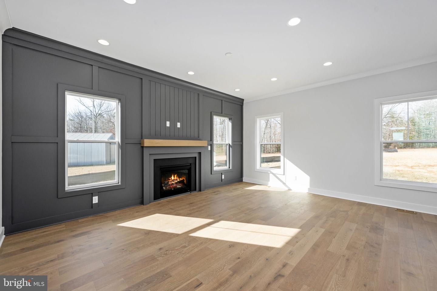 9435 Signature Way Property Photo 38