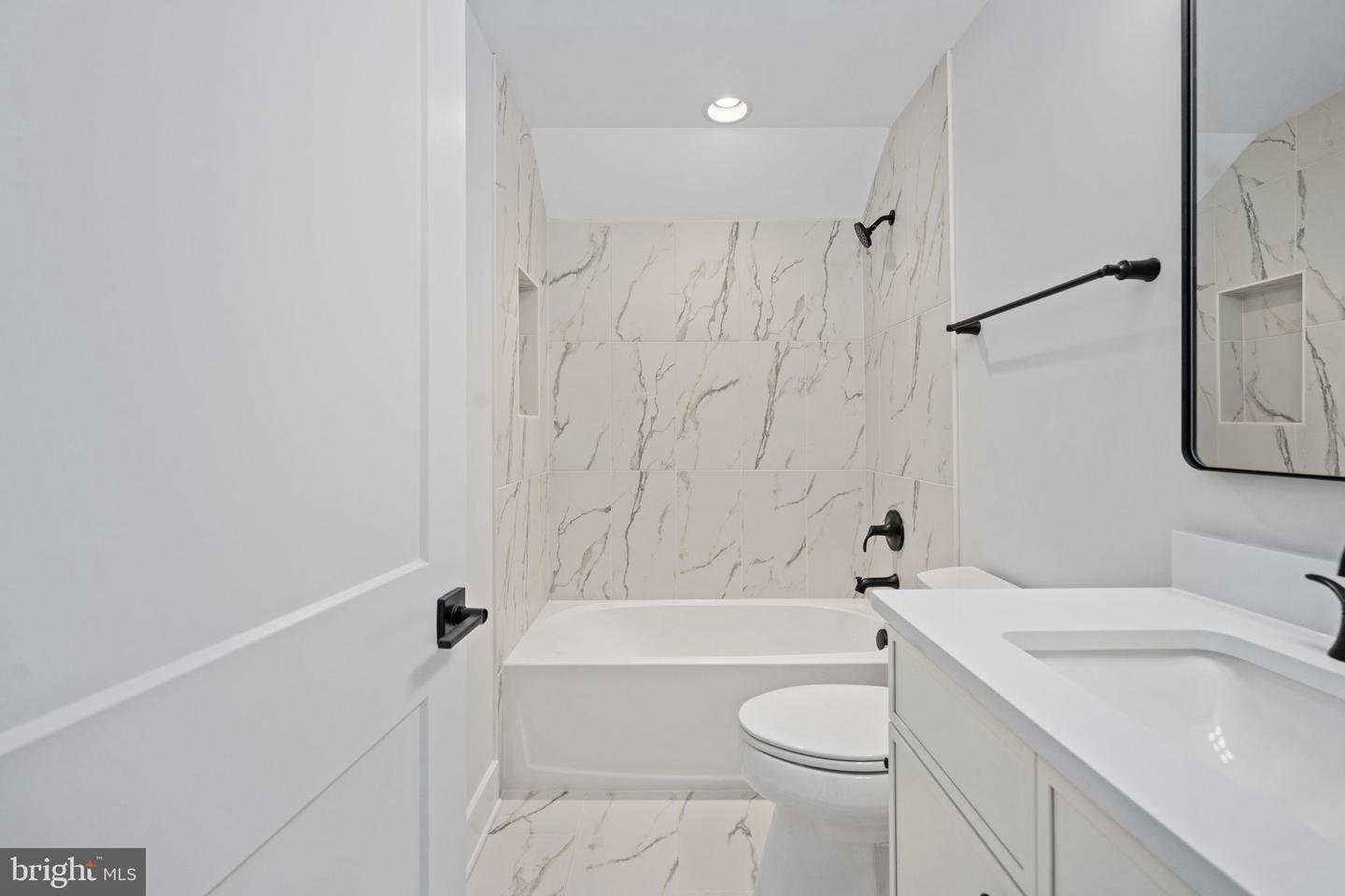 9435 Signature Way Property Photo 80