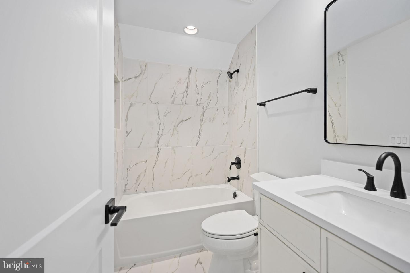 9435 Signature Way Property Photo 81