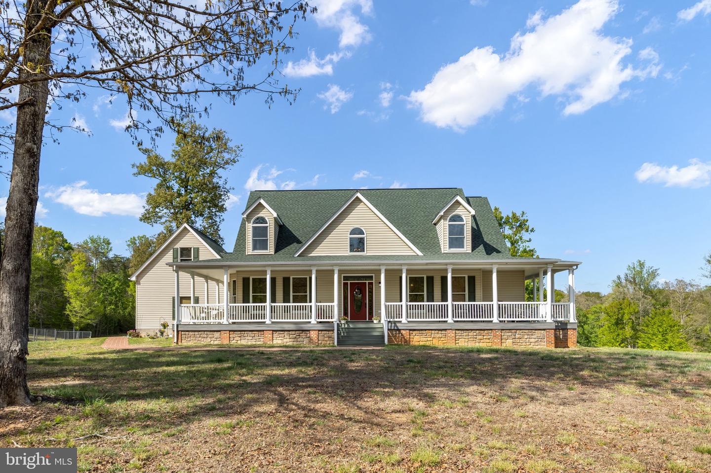 6657 Lawyers Rd Property Photo 4