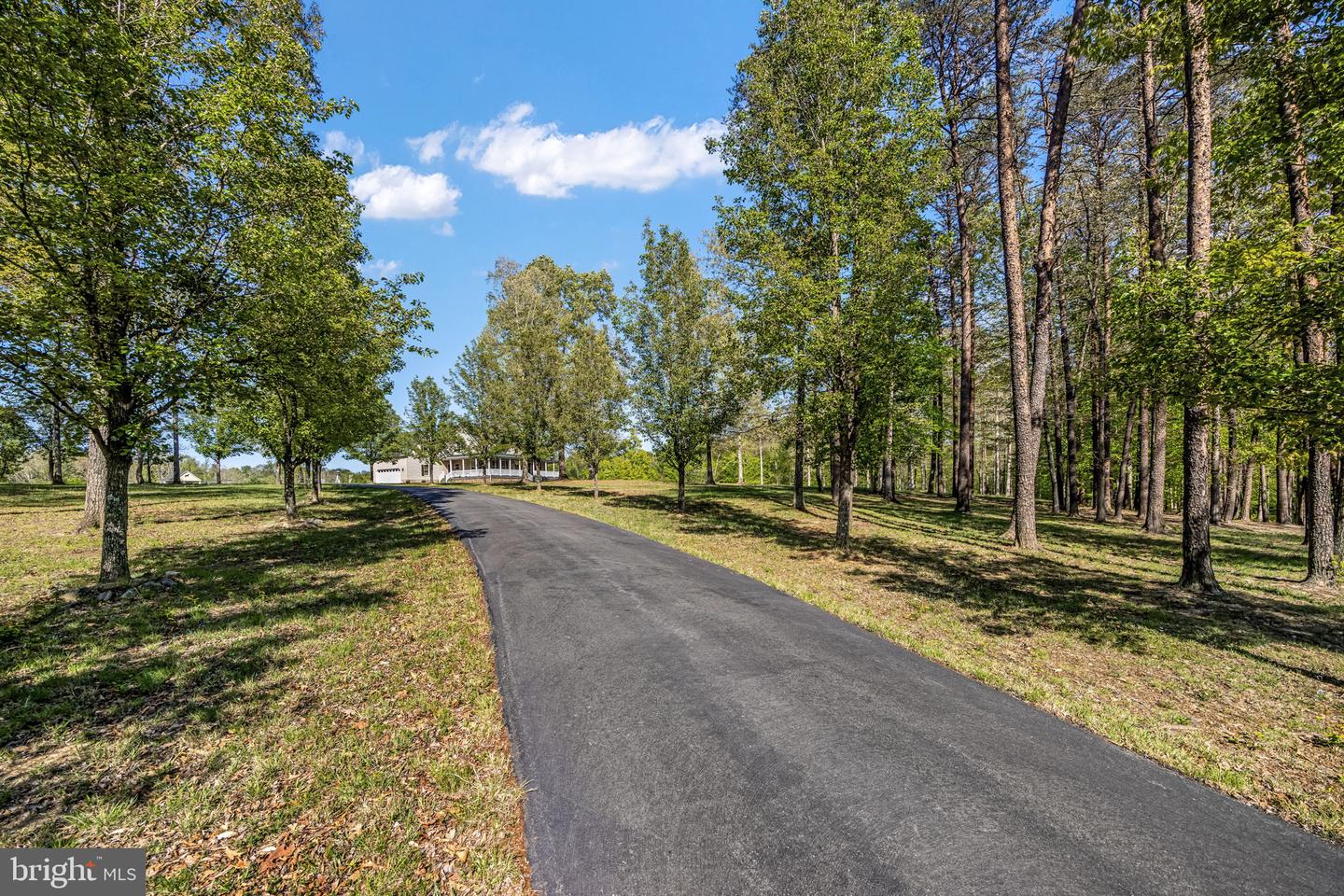 6657 Lawyers Rd Property Photo 8