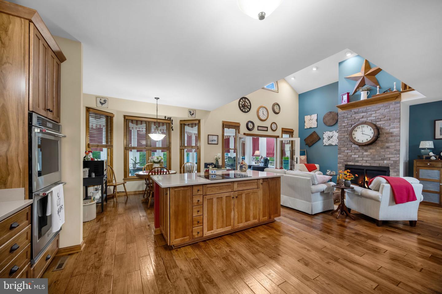 6657 Lawyers Rd Property Photo 10