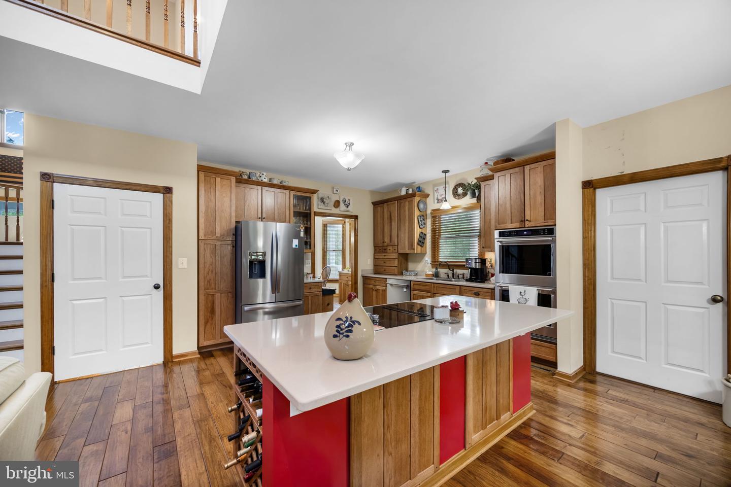 6657 Lawyers Rd Property Photo 12