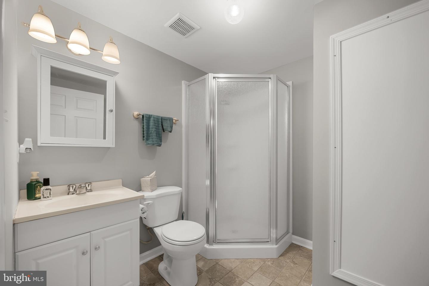 6657 Lawyers Rd Property Photo 44