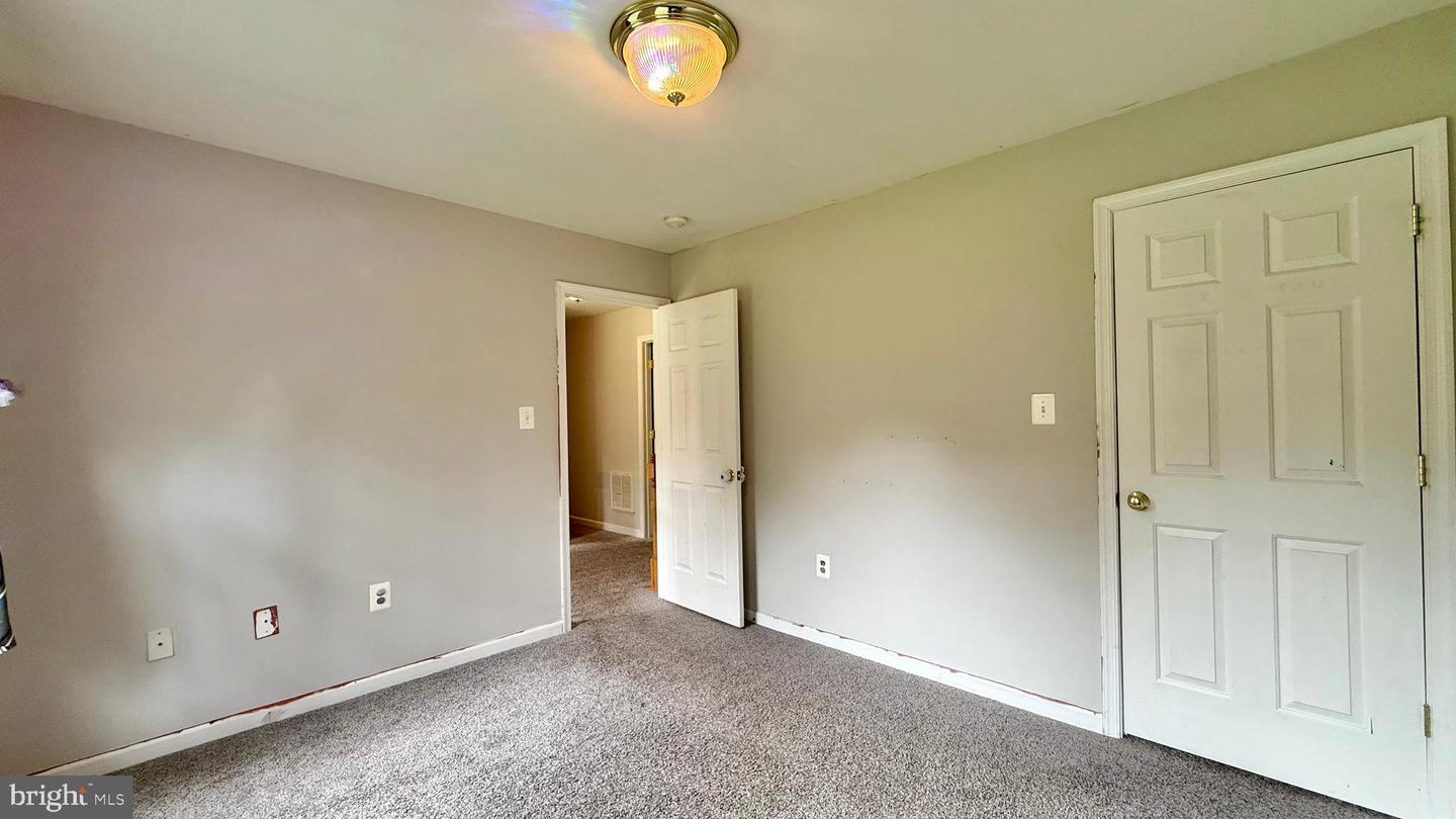 12804 Plantation Dr Property Photo 29