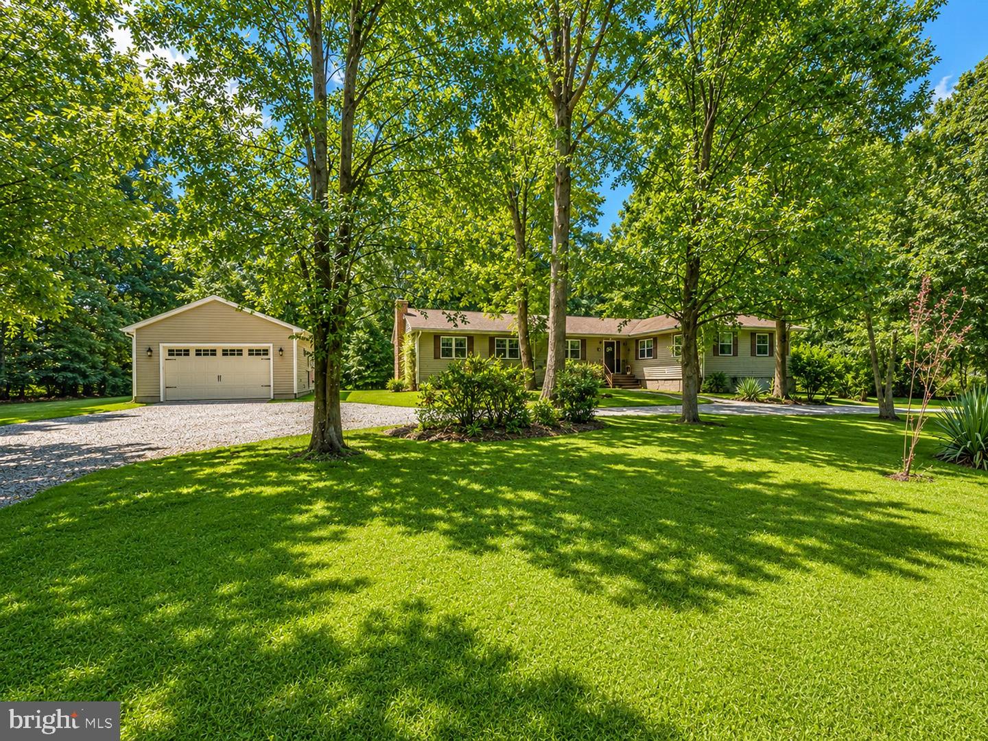 13825 Mountain View Dr Property Photo 1