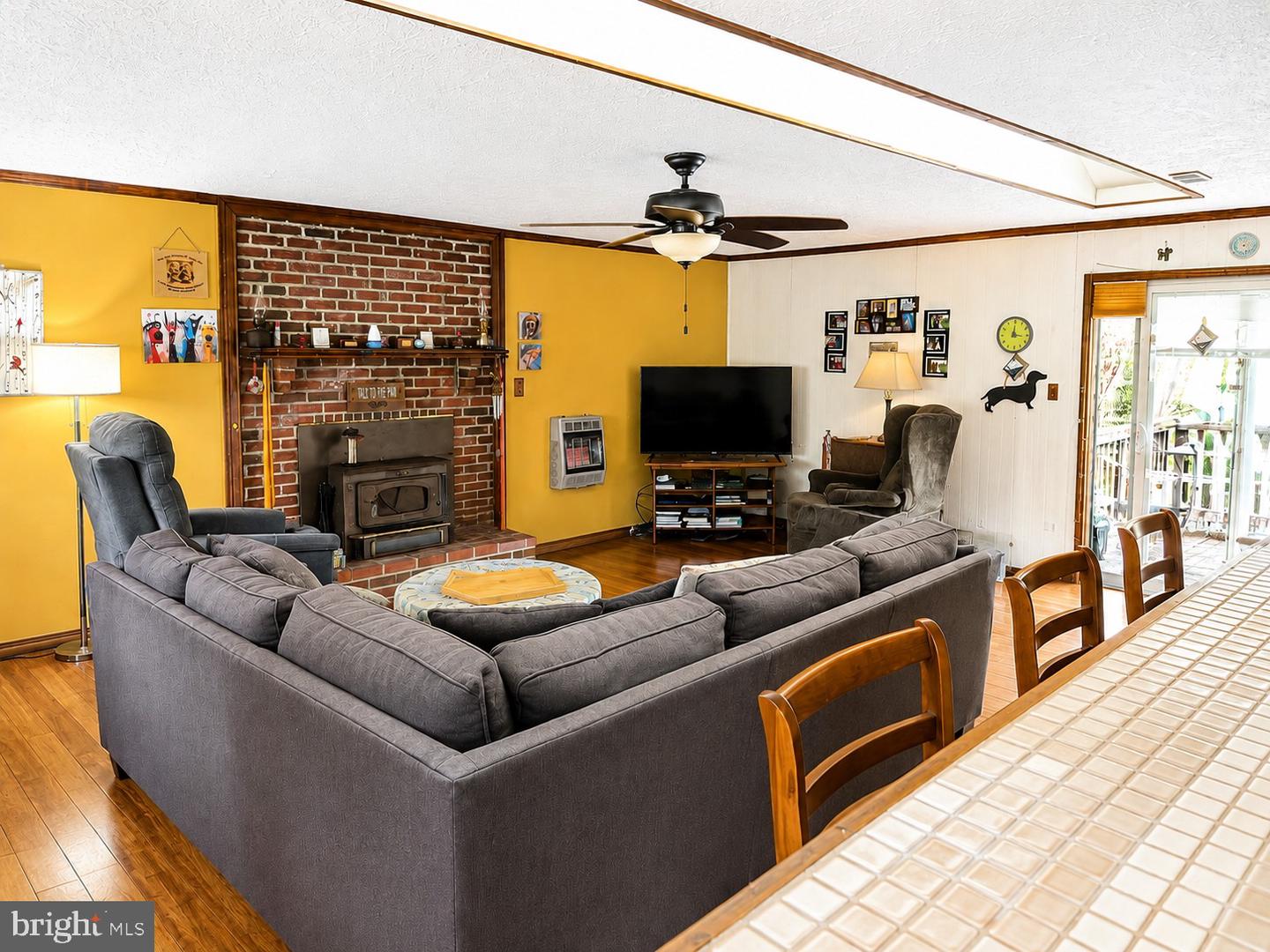 13825 Mountain View Dr Property Photo 7