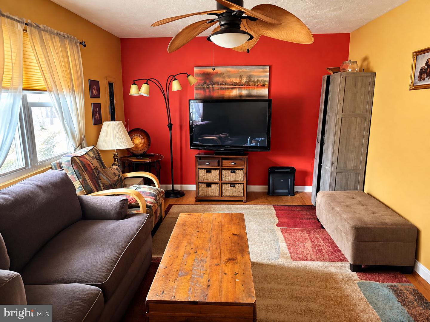 13825 Mountain View Dr Property Photo 9