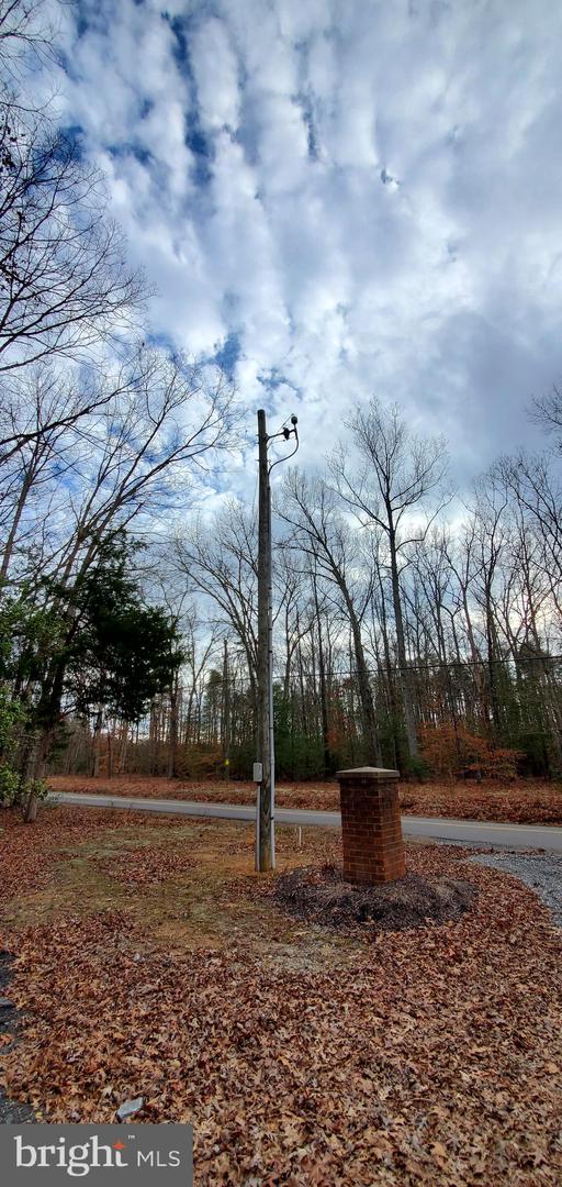 6437 Hickory Ridge Rd Property Photo 3