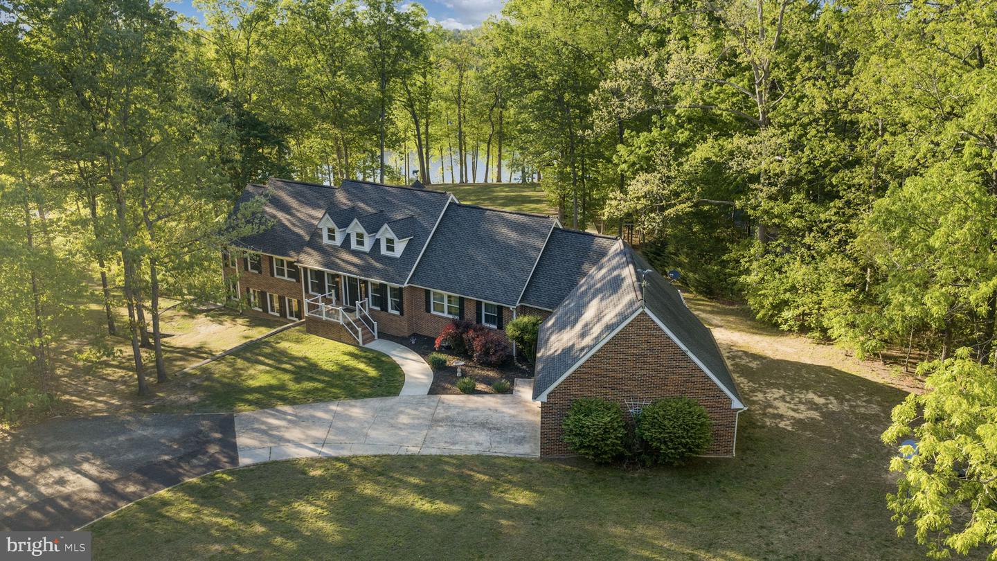 6406 Carter Ln Property Photo 17