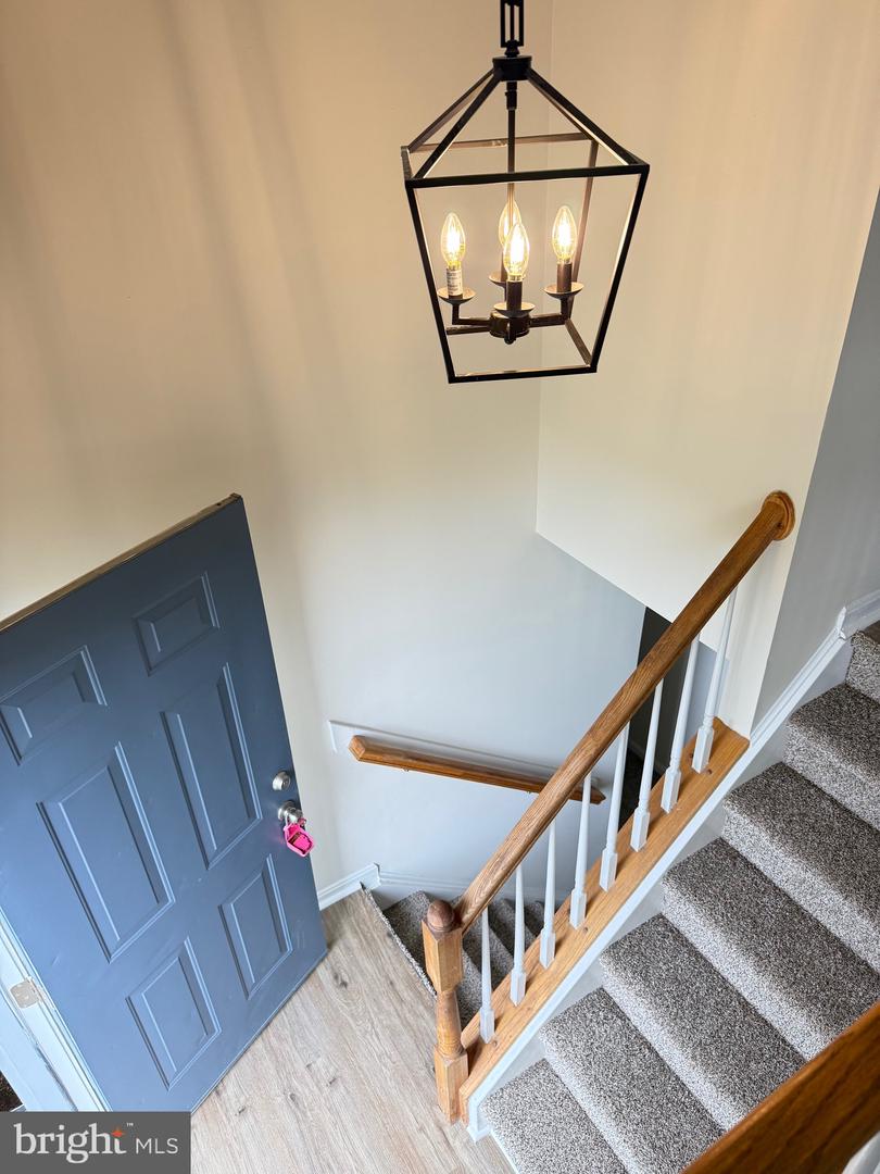 5703 Westchester Ln Property Photo 6