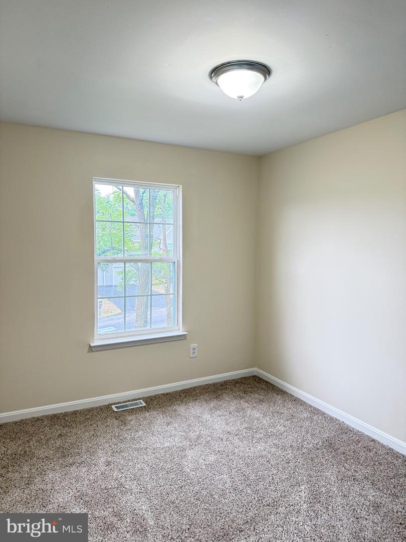 5703 Westchester Ln Property Photo 23