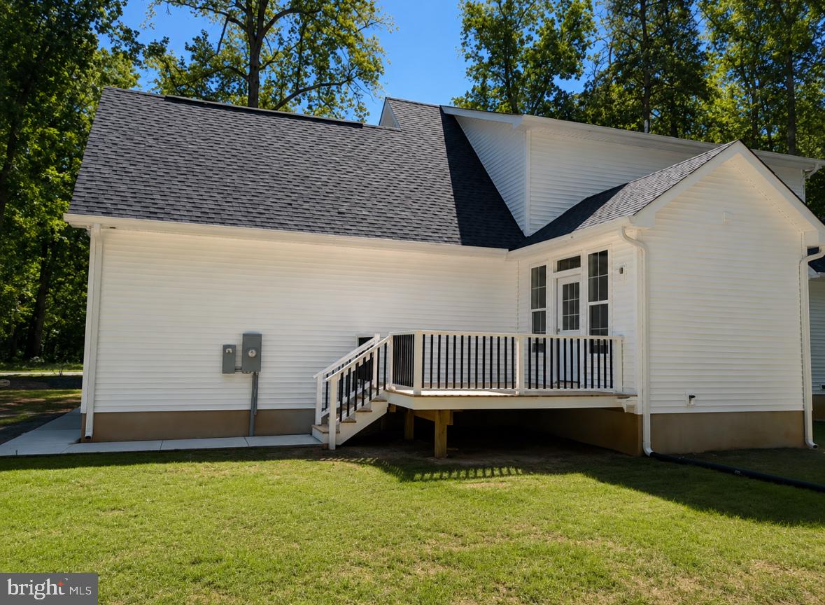 15400 Drummers Ln Property Photo 5