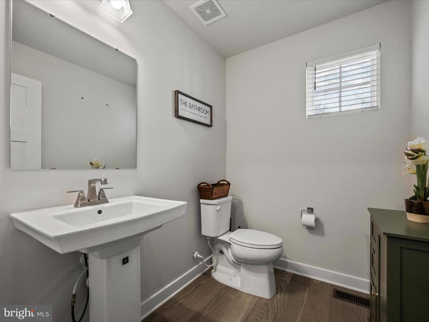 11710 Southview Ct Property Photo 32