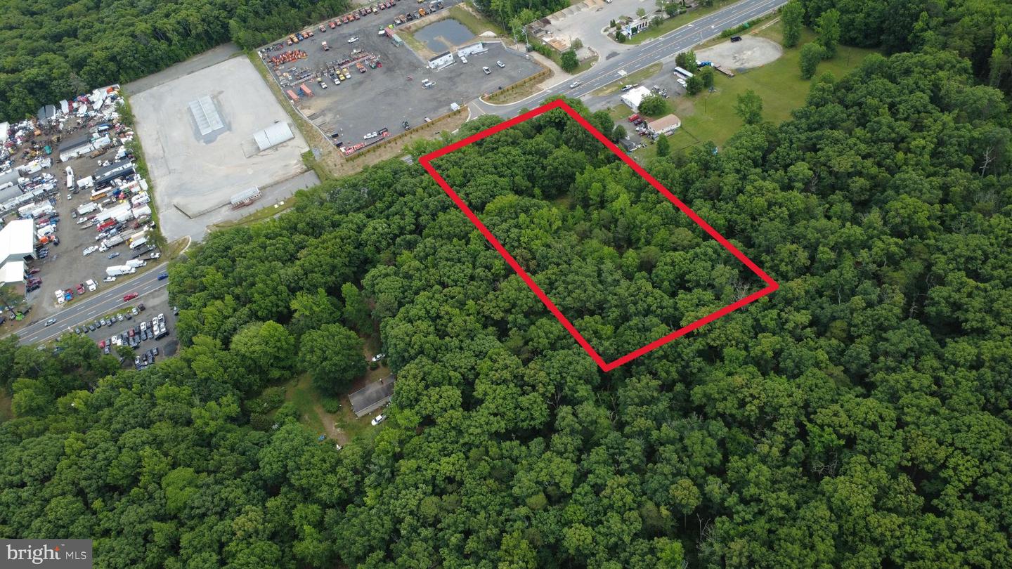 8332 Patriot Hwy Property Photo 2