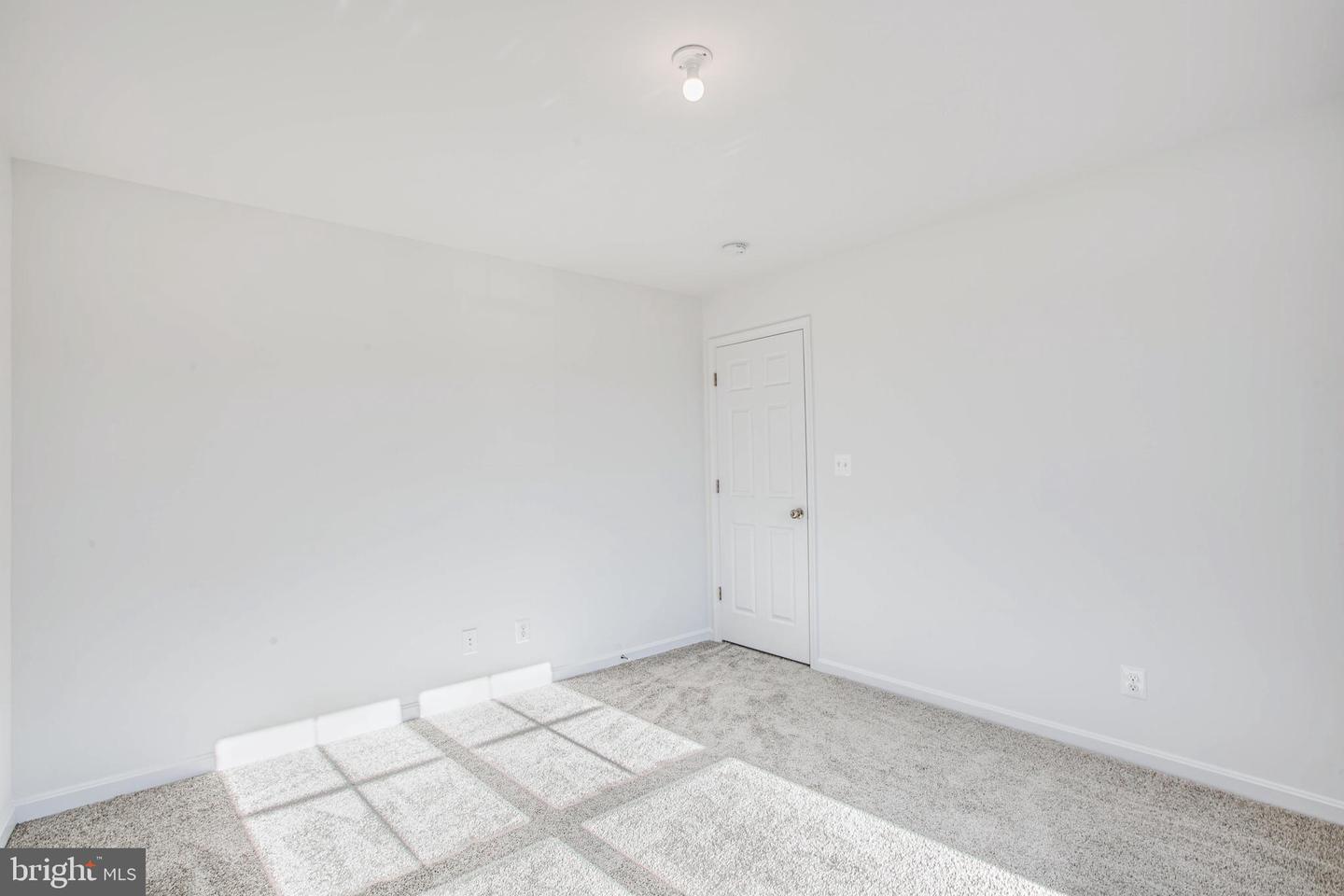 12423 Josephine Ln Property Photo 34