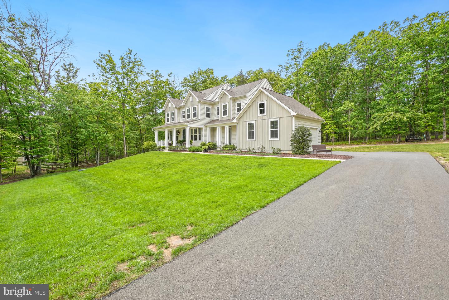 8524 Laroque Run Dr Property Photo 4