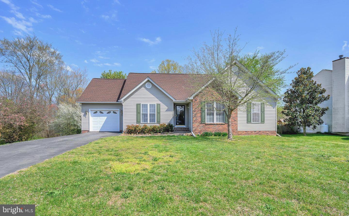 2404 Ruffin Dr Property Photo 1