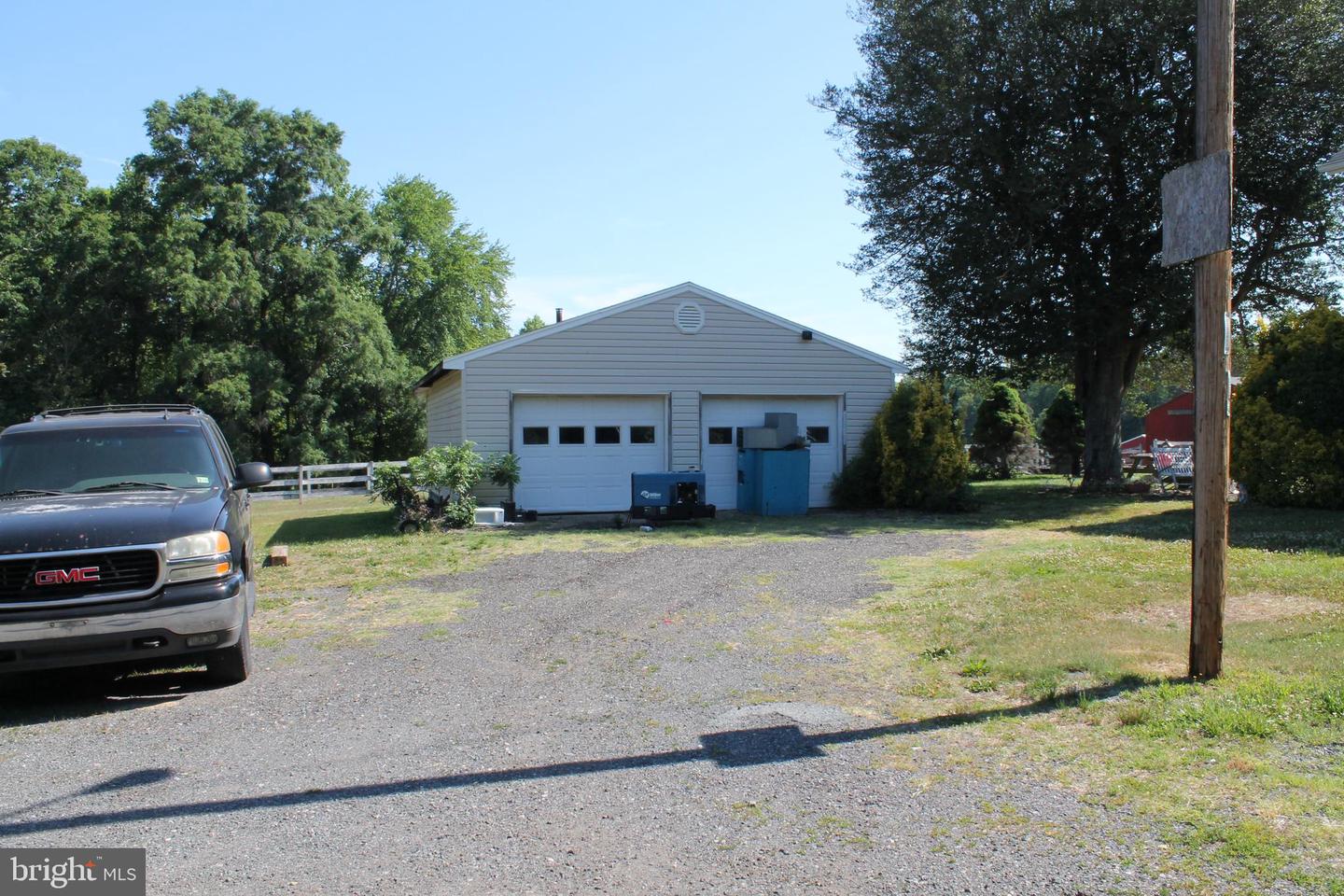 6019 And 6031 Hickory Ridge Rd Property Photo 6